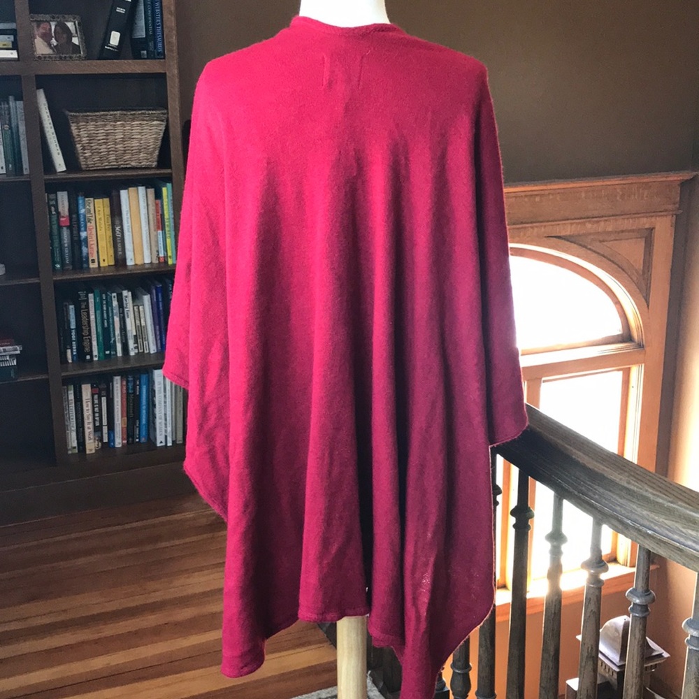 April Marin wrap - Picture 4 of 5